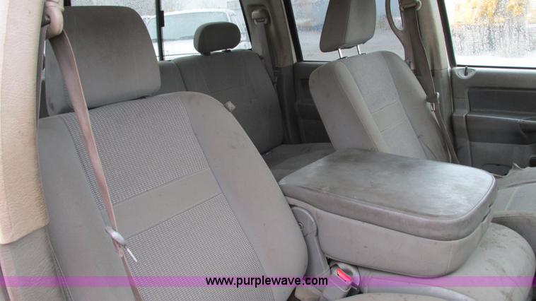 image for item G9139 2008 Dodge Ram 1500 Quad Cab pickup truck