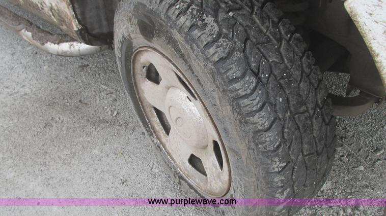 image for item G9142 2007 Ford F150 XLT SuperCab pickup truck