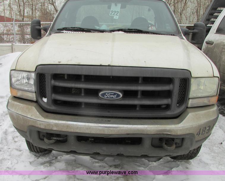 image for item G9143 2004 Ford F250 Super Duty pickup truck