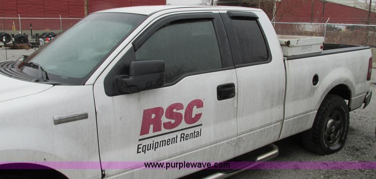 image for item G9145 2005 Ford F150 XLT SuperCab pickup truck