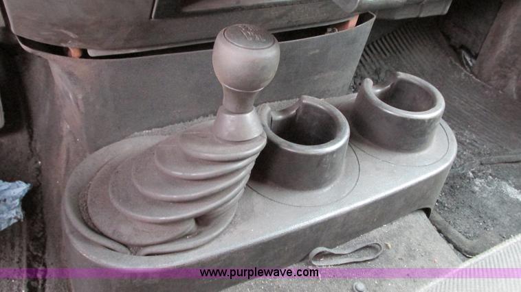 image for item G9145 2005 Ford F150 XLT SuperCab pickup truck