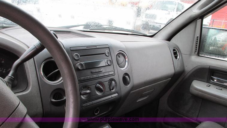 image for item G9145 2005 Ford F150 XLT SuperCab pickup truck