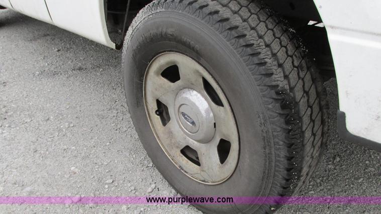 image for item G9146 2006 Ford F150 XLT SuperCab pickup truck