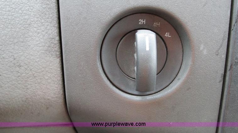 image for item G9146 2006 Ford F150 XLT SuperCab pickup truck