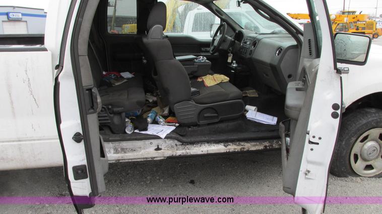 image for item G9146 2006 Ford F150 XLT SuperCab pickup truck