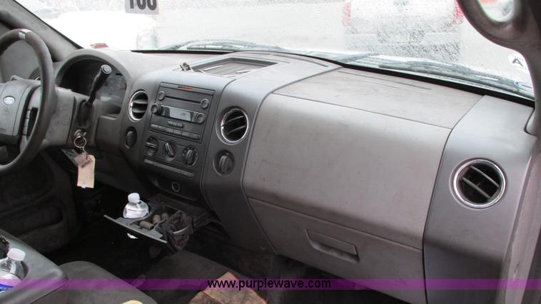 image for item G9146 2006 Ford F150 XLT SuperCab pickup truck