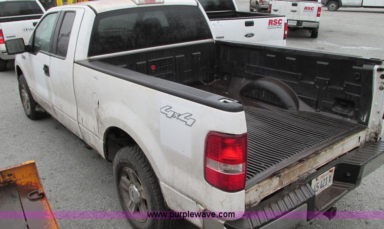image for item G9147 2005 Ford F150 XLT SuperCab pickup truck