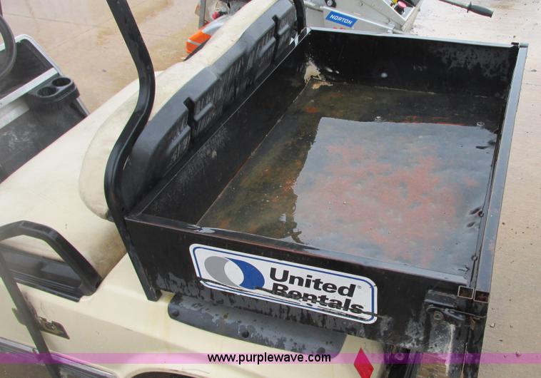 image for item G9150 2005 Club Car golf cart