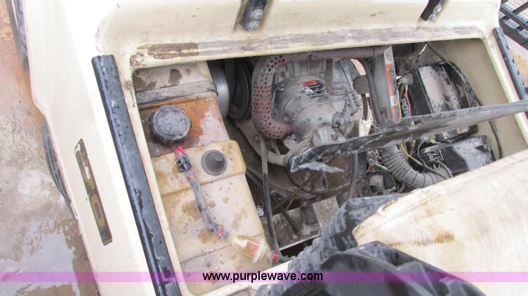 image for item G9150 2005 Club Car golf cart