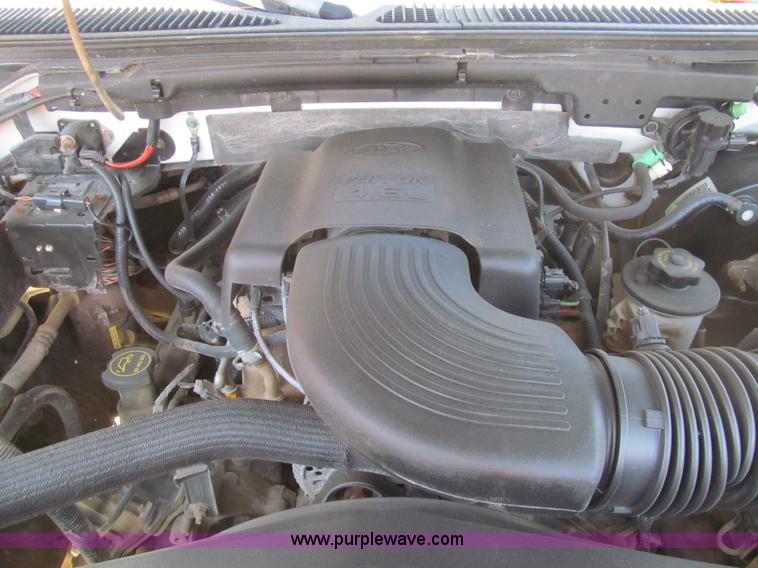 image for item G9522 2002 Ford F150 XLT SuperCab pickup truck