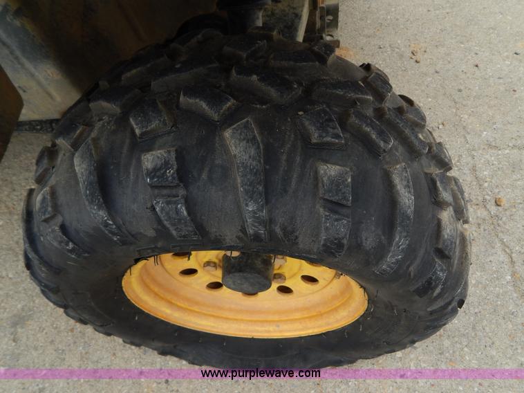 image for item H3470 2009 John Deere Gator UTV