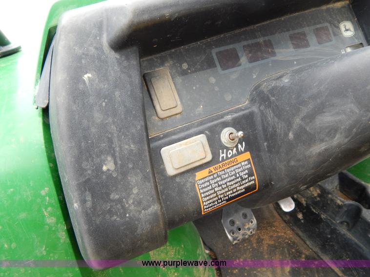 image for item H3470 2009 John Deere Gator UTV