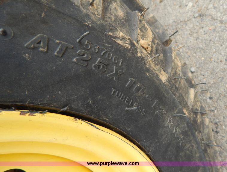 image for item H3471 2009 John Deere Gator UTV