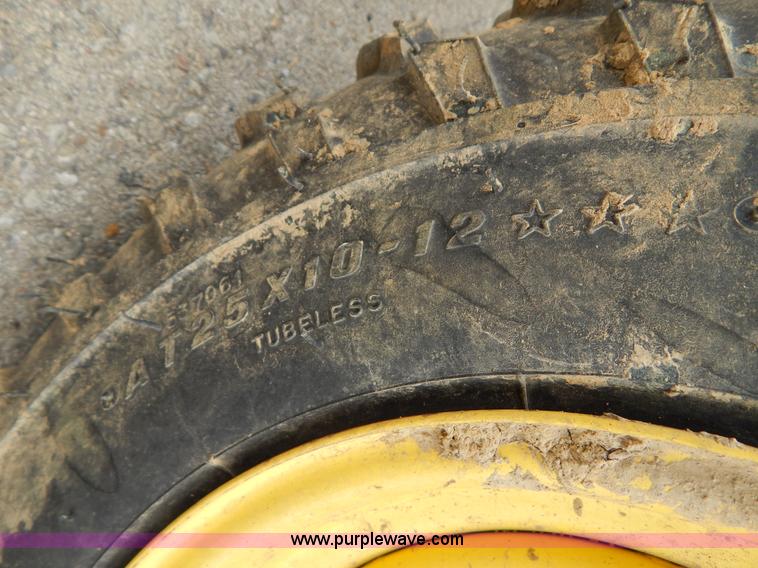 image for item H3471 2009 John Deere Gator UTV