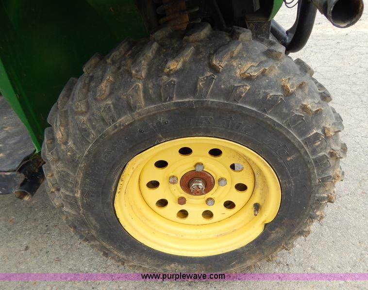 image for item H3471 2009 John Deere Gator UTV