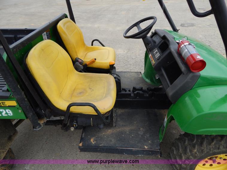 image for item H3471 2009 John Deere Gator UTV