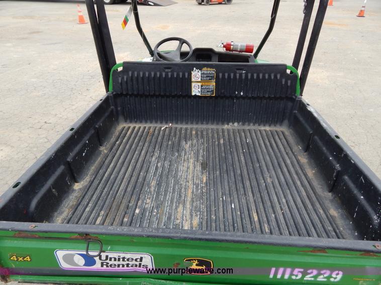 image for item H3471 2009 John Deere Gator UTV