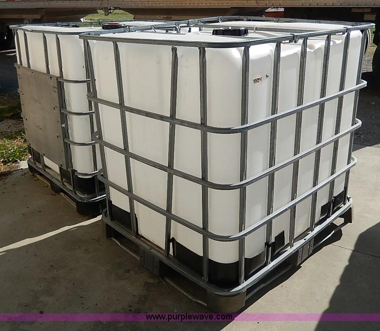 image for item AC9194 (2) 260 gallon liquid tanks