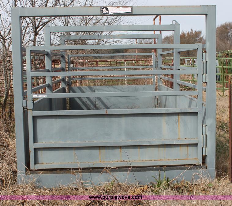 image for item AK9674 J&S portable livestock scale