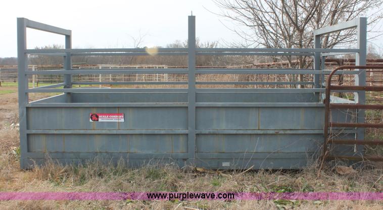 image for item AK9674 J&S portable livestock scale