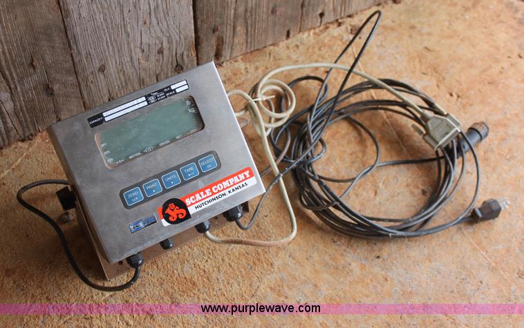 image for item AK9674 J&S portable livestock scale