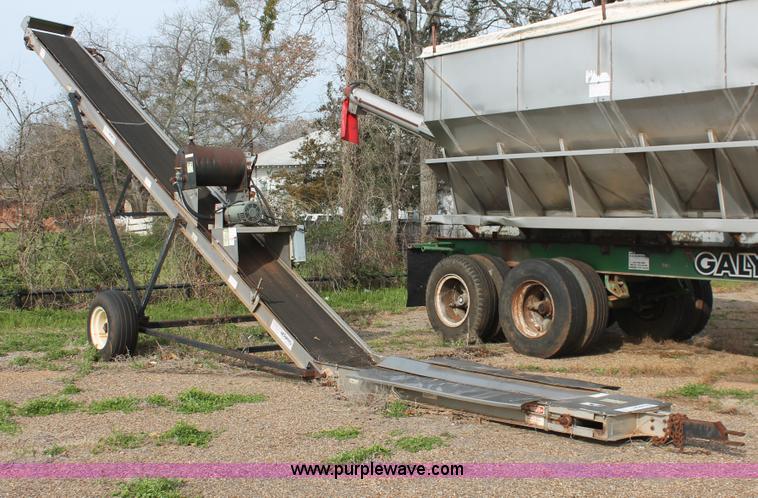 image for item AK9678 Adams FL-24 field loader conveyor