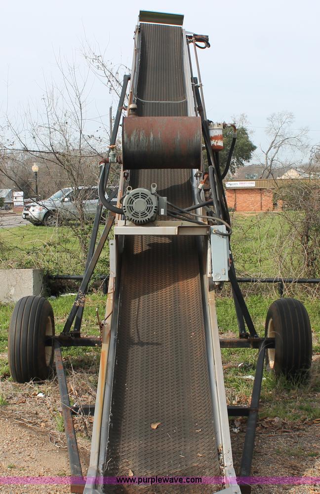 image for item AK9678 Adams FL-24 field loader conveyor