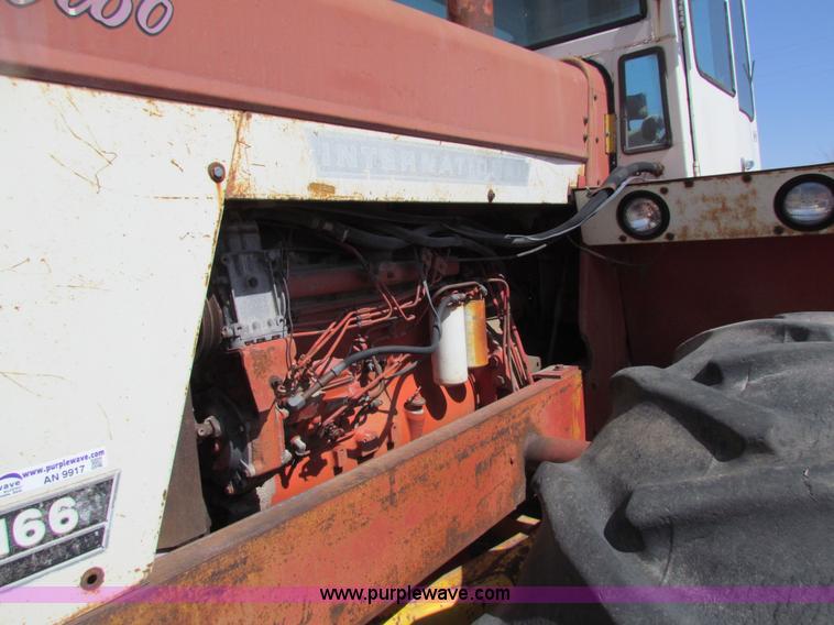 image for item AN9917 International 4166 4WD tractor