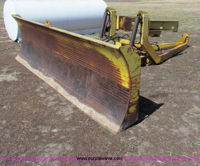 Degelman 12' dozer blade in Winfield, KS Item AN9919 sold Purple Wave