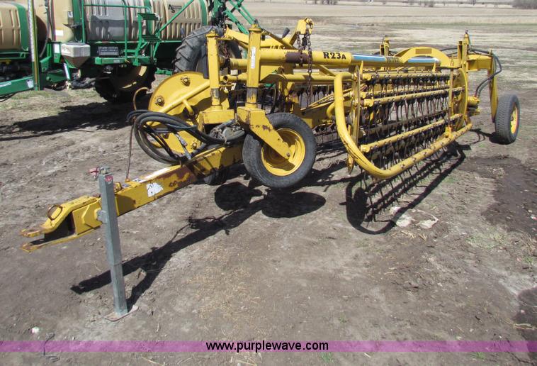 image for item AN9924 Vermeer R23A hydraulic driven rake