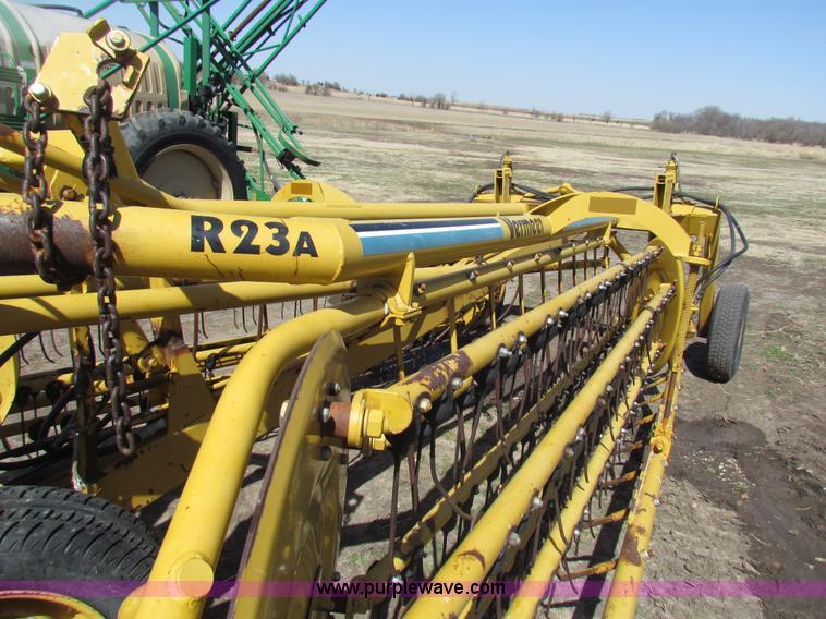 image for item AN9924 Vermeer R23A hydraulic driven rake