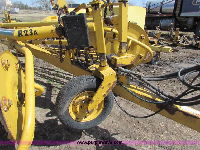 image for item AN9924 Vermeer R23A hydraulic driven rake