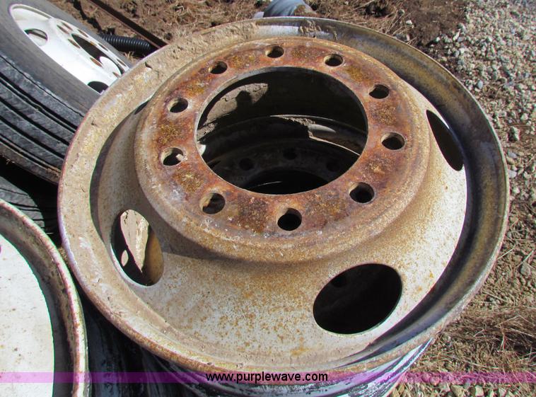 image for item AN9935 (8) hub pilot steel wheels