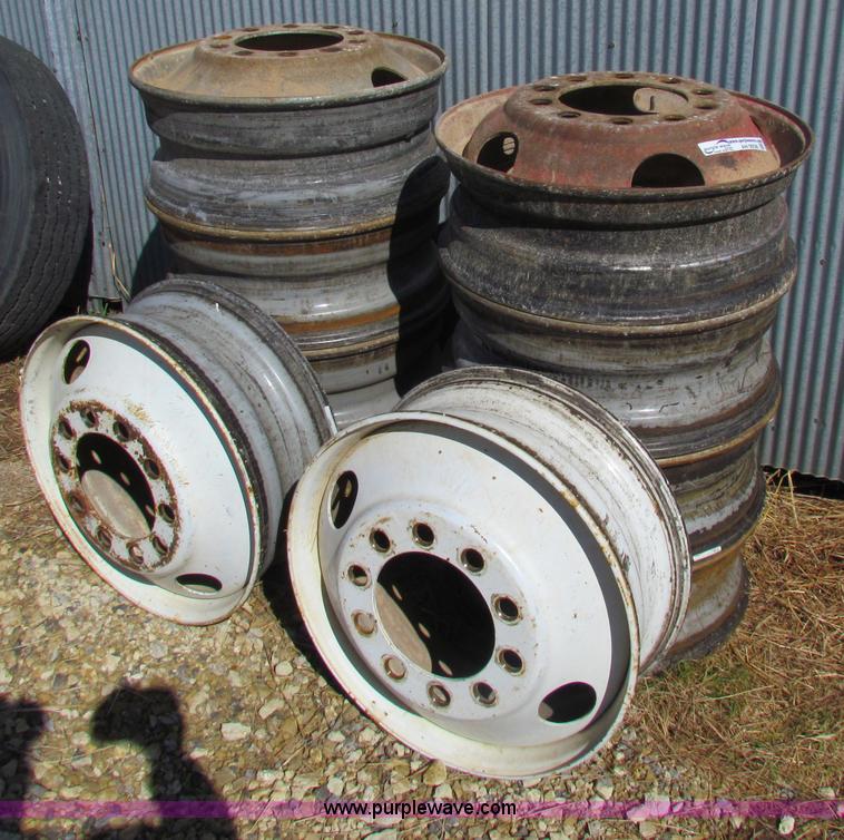 image for item AN9936 (10) stud pilot steel wheels