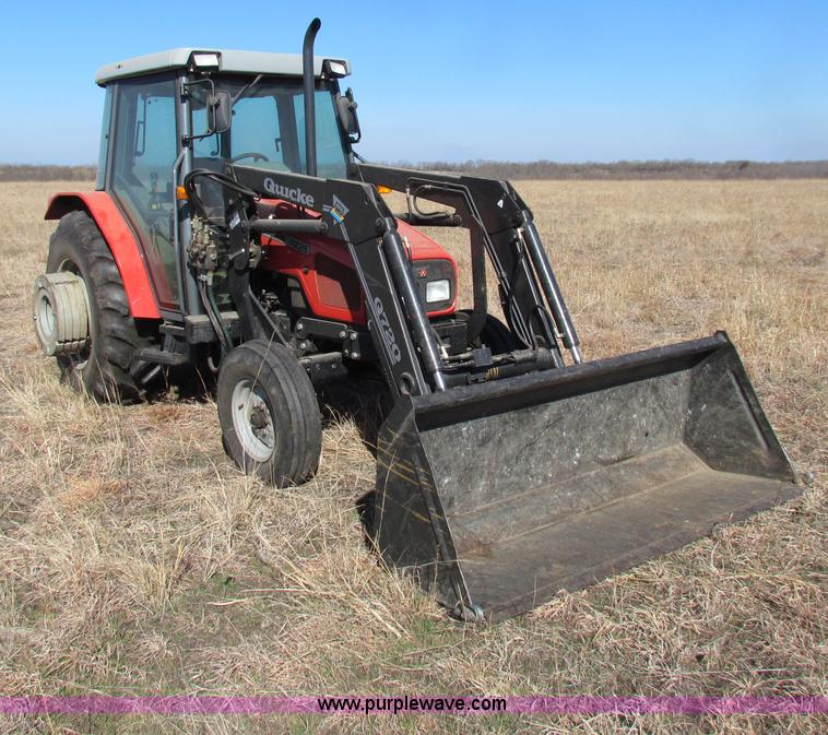 image for item AN9945 1998 Massey-Ferguson 4225 tractor