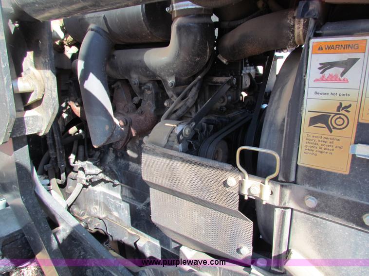 image for item AN9945 1998 Massey-Ferguson 4225 tractor