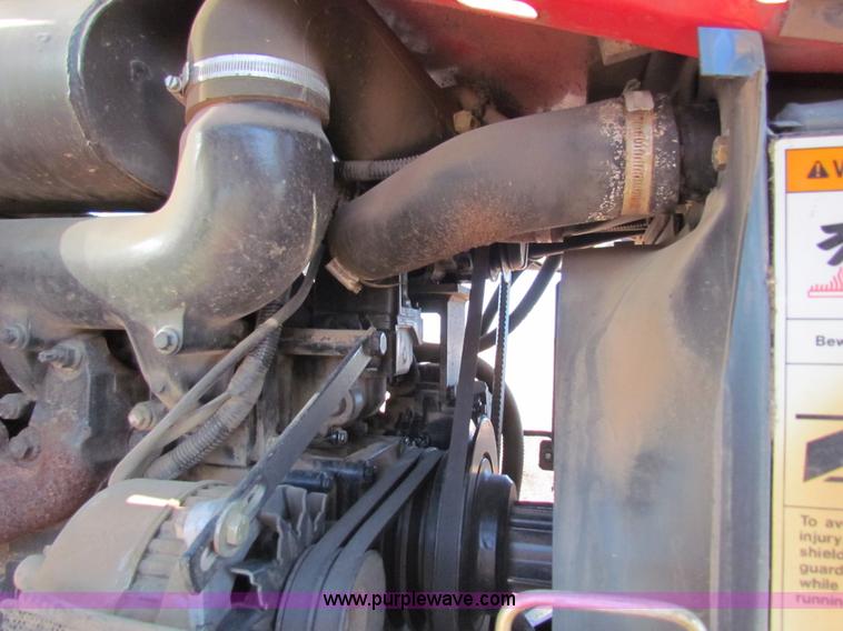 image for item AN9945 1998 Massey-Ferguson 4225 tractor