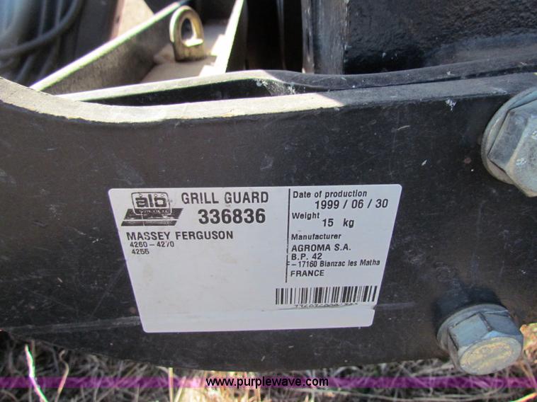 image for item AN9945 1998 Massey-Ferguson 4225 tractor