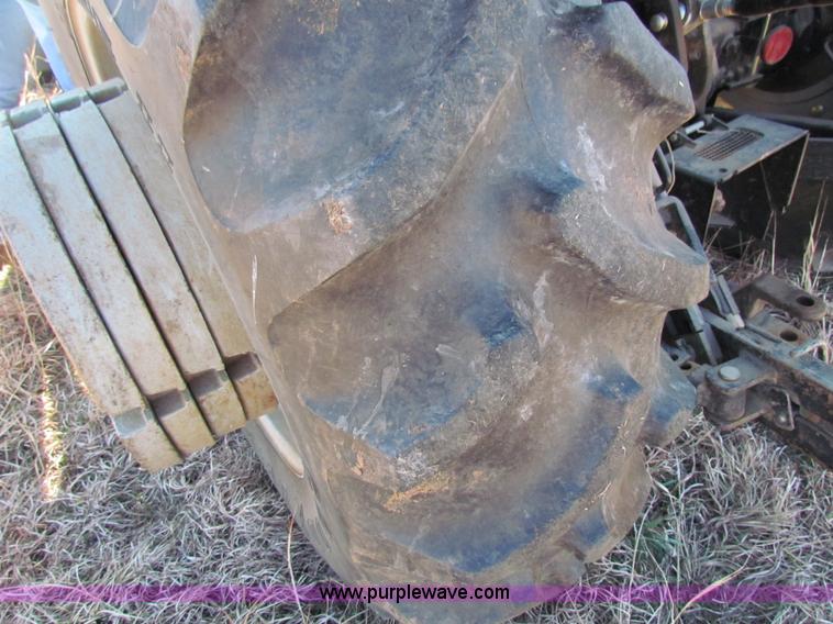 image for item AN9945 1998 Massey-Ferguson 4225 tractor