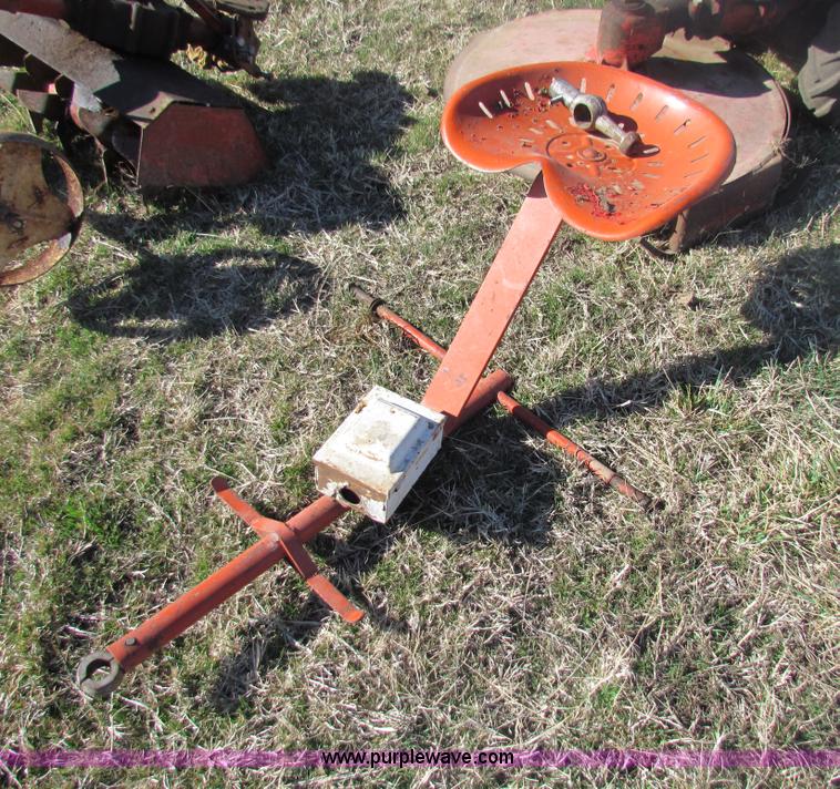 image for item AN9946 Gravely walk-behind power unit
