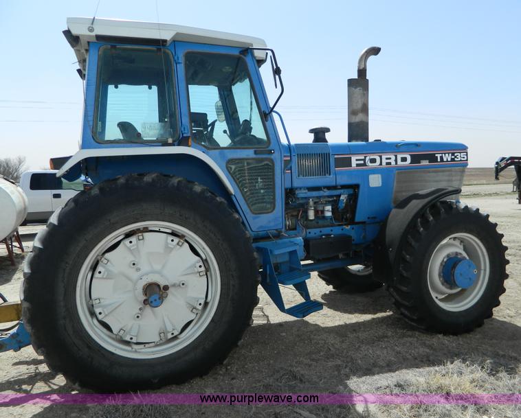 image for item AQ9491 Ford TW35 MFWD tractor