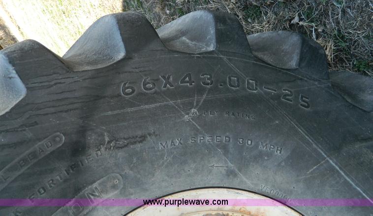 image for item AQ9494 1992 International 2554 spreader truck