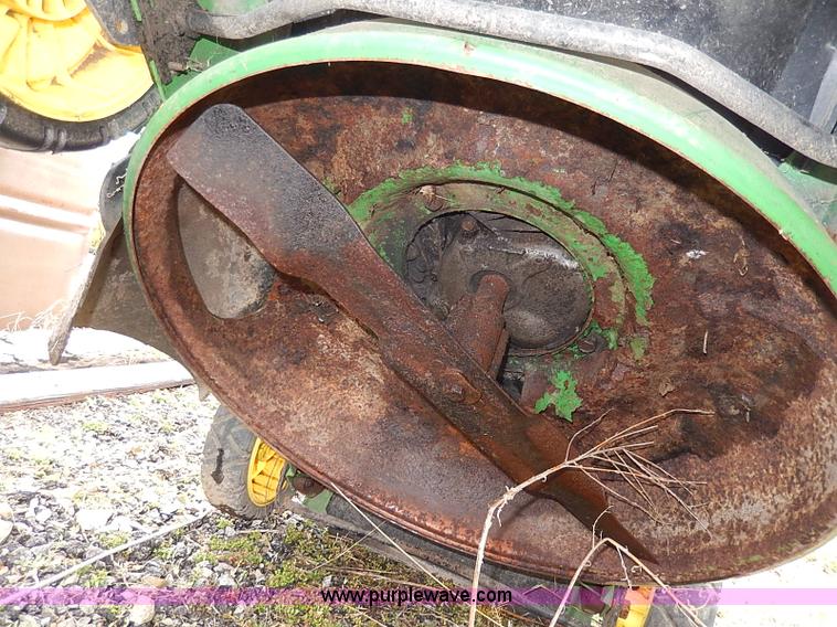 image for item AZ9901 John Deere JS60 self-propelled push mower