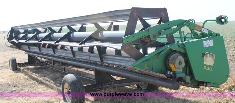image for item C3784 1998 John Deere 930 30' rigid platform head