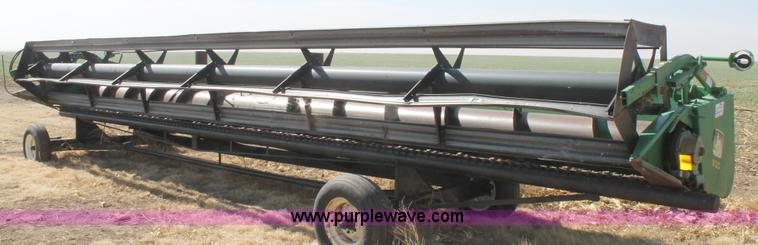 image for item C3784 1998 John Deere 930 30' rigid platform head