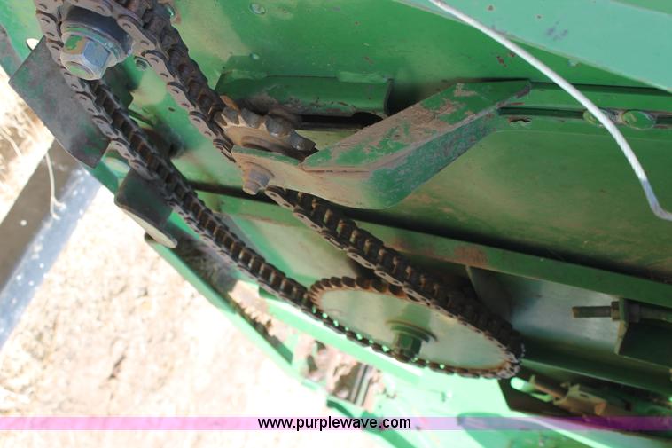 image for item C3784 1998 John Deere 930 30' rigid platform head