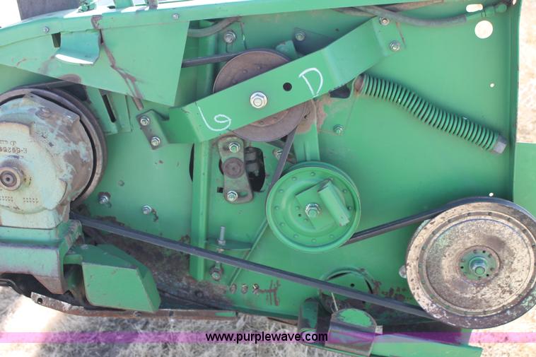 image for item C3784 1998 John Deere 930 30' rigid platform head