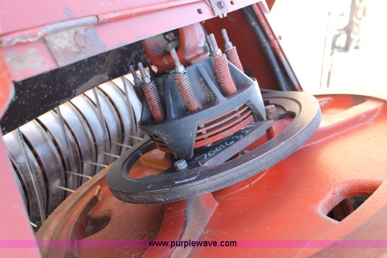 image for item C3786 2000 Hesston 4910 large square baler