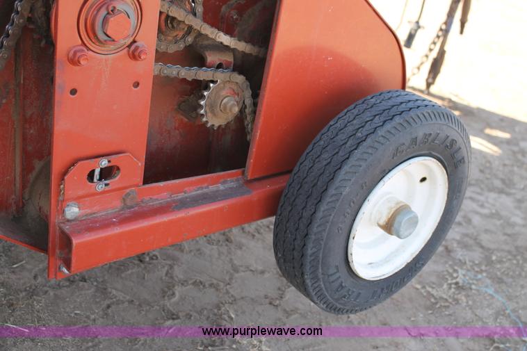 image for item C3786 2000 Hesston 4910 large square baler