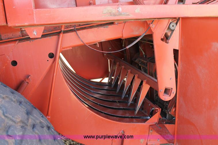image for item C3786 2000 Hesston 4910 large square baler